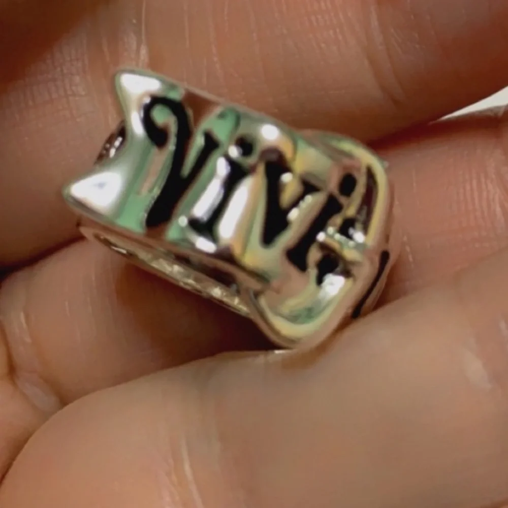 silver signature band Ring - Picture 5 of 8